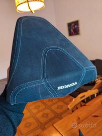 Sella Alcantara passeggero Honda Cb1000r