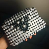 clutch fatto a mano con le perline
