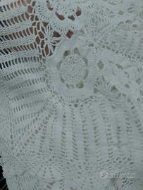 copriletto matrimoniale fatto a mano a uncinetto 