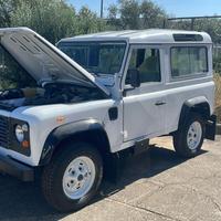 Land rover defender 90