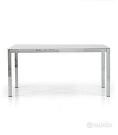 Tavolo cristallo-acciao + 4 sedie polipropilene