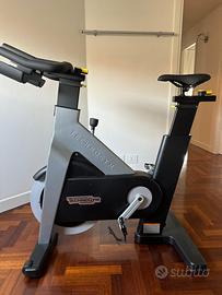 Group Cycle Ride Technogym