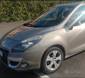 Renault Scenic Xmod 1.5dci