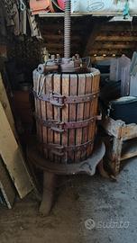 Torchio per vino