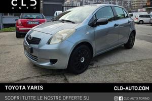 TOYOTA Yaris 1.0 5 porte
