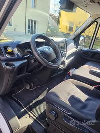 Furgone Iveco Daily 2.2 tdi