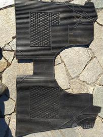 Tappeto in gomma Ape 9 Q li