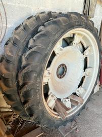 4 set ruote trattore gomme + cerchi varie misure