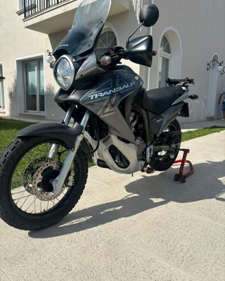Transalp 700