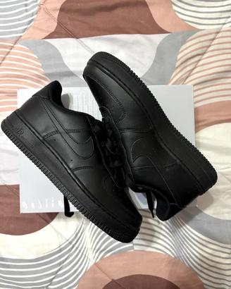 Nike Air Force 1 Nere Taglia 38