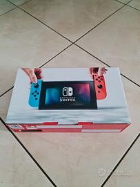 Scatola Nintendo Switch vuota