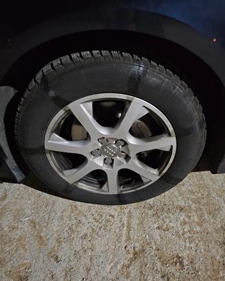 cerchi originali Audi 17" e gomme 