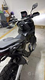 Xadv 750 2025