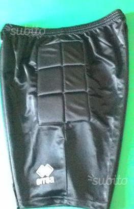 Pantaloni portiere calcio corti neri Errea tg. M