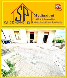 Ampio con ingresso indipendente