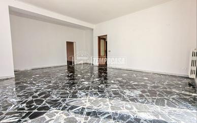 Ampio e luminoso quadrilocale. LIBERO SUBITO!