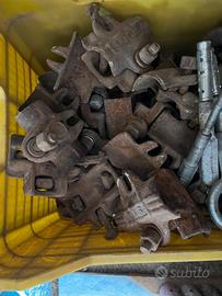 Morsetti per ponteggio