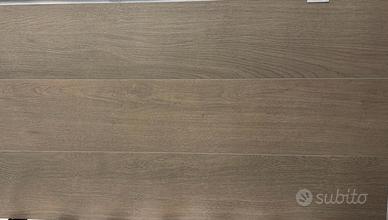 Piastrelle in gres effetto legno 20x122