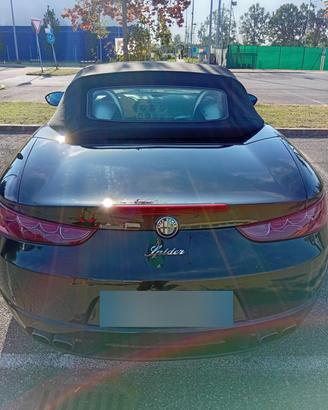 alfa romeo spider