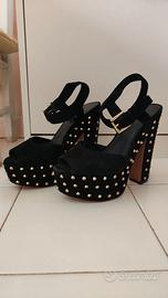 Sandali ASH in suede nero con borchie n.37