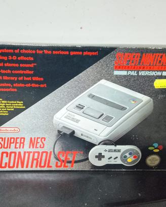 Super Nintendo nuovo mai utilizzato con scatola