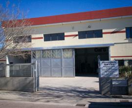 Capannone con carrozzeria attrezzata - quartu s.e