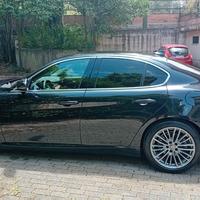ALFA ROMEO GIULIA 2.2 Turbodiesel 180 CV AT8 Super