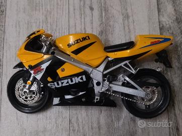 Modellino Moto Suzuki GSX R600