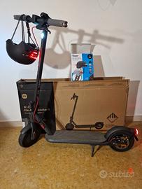 Monopattino Xiaomi Electric Scooter 4