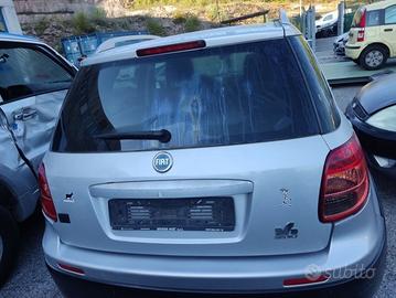 Portellone nudo FIAT SEDICI del 2007