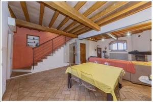 VILLA A SCHIERA - PODENZANO