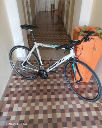 bici corsa bianchi 928 ibrida