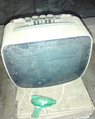 Lotto 3 TV Vintage da Collezione