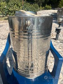 Contenitori olio inox