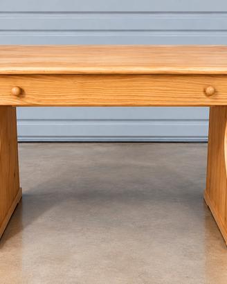 Scrivania in legno