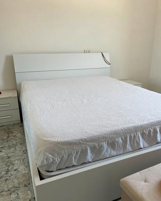 Camera da letto matrimoniale