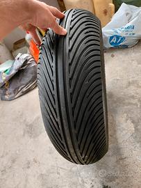 Gomma Rain in buono stato 