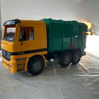 Bruder camion immondizia Mercedes Actros