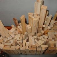 80 Listelli in abete da 60 cm. altri 70 pochi 100