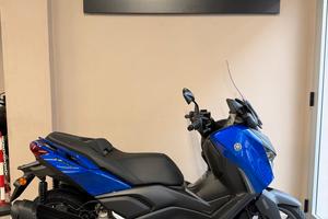 Yamaha X-Max 300