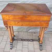 Tavolino tavolo vintage da sarta in ciliegio noce