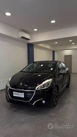 Peugeot 208 1.5 HDI 100 cv Signature