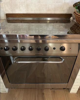 Cucina 5 Ariston 90 cm - 5 fuochi + forno elettric