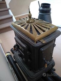 stufa a legna in ghisa "Parlor small" 6 kw. 