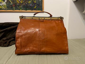 borsa da viaggio artigianale in pelle Toscana