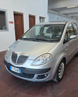 Lancia MUSA 1.4 16V Oro NEOPAT