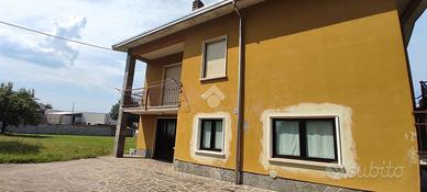 CASA INDIPENDENTE A FERNO