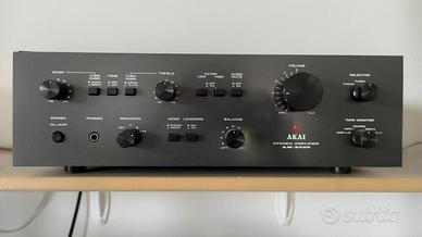 amplificatore stereo Akai AM-2400