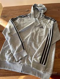 Felpa Adidas. Leggerà uomo tg M