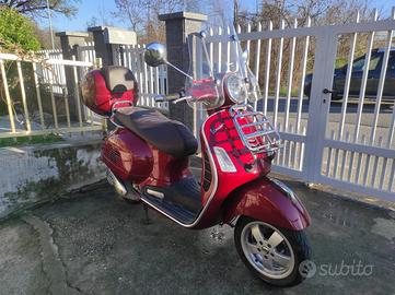 Vespa GTS 300